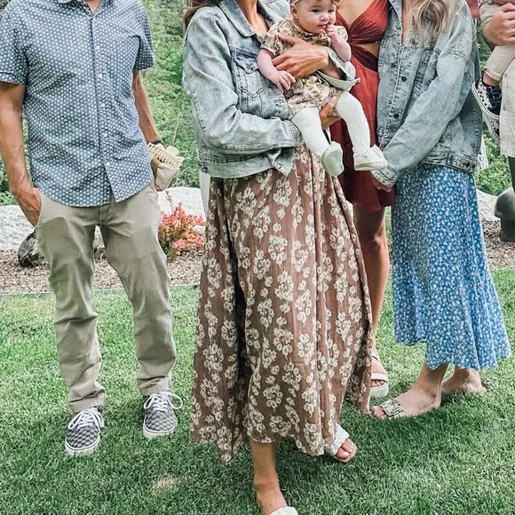 Brown Floral Midi Dress - Picture 5 of 5